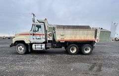 R-309 2008 International PayStar 5500 I Dump Truck