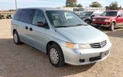 E-1274  2004 Honda Odyssey Van