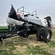 OFF SITE LOCATION R-140 Flexi-Coil Cart and Air Drill 5000