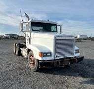 R-261 1996 Freightliner 120 FLD Truck Tractor
