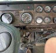 R-261 1996 Freightliner 120 FLD Truck Tractor