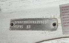 R-323 1995 Ford F800 Service Truck