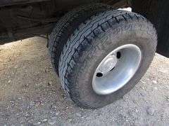 E-1438 2001 Dodge Ram 3500 Flatbed Pickup