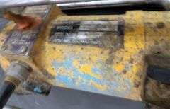 E-1374 Oztec Concrete Vibrator