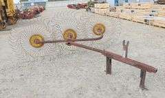 E-1423  3 Wheel Hay Turner
