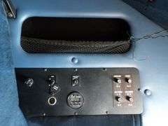 E-1271 1995 Volvo Semi Truck