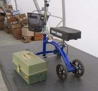 E-1302  Scooter / Tackle Box