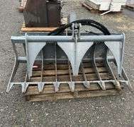 R-325 Skid Steer Skeleton Bucket with Grapple