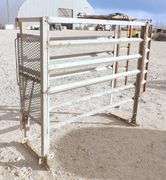 E-1336  Calf Roping Chute