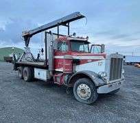 R-364 1973 Peterbilt Crane Truck