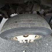 R-323 1995 Ford F800 Service Truck