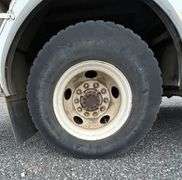 R-323 1995 Ford F800 Service Truck