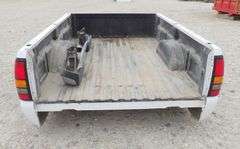 E-1371 2005 Chevy Pickup Bed