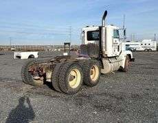 R-261 1996 Freightliner 120 FLD Truck Tractor