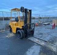 R-365 TCM F25 Fork lift