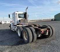 R-261 1996 Freightliner 120 FLD Truck Tractor