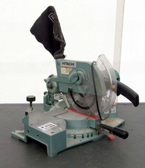 P-433  Hitachi 10" Compound Saw