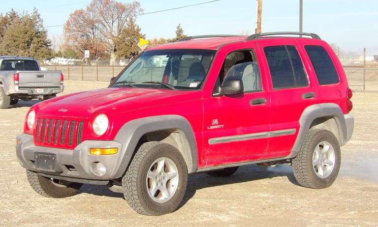P-124 2004 Jeep Liberty
