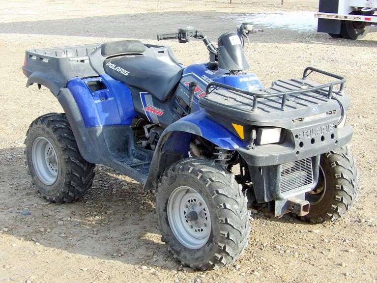P-102  2005 Polaris 330 ATV