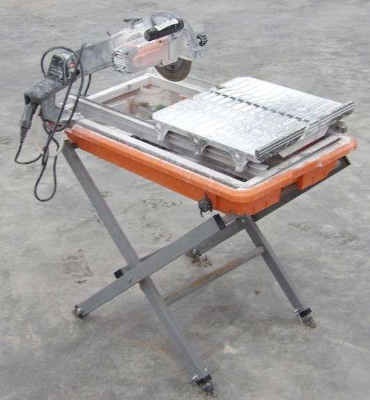 P-429  Ridgid Tile Saw & Stand