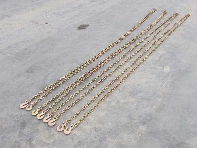 P-559  Chains w/Hooks (4) 5/16"x20'
