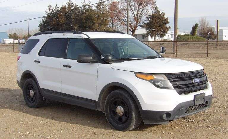 P-104  2015 Ford Explorer