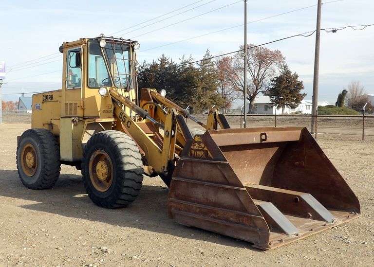 P-220  Clark 55C Wheel Loader