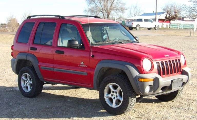 P-124 2004 Jeep Liberty
