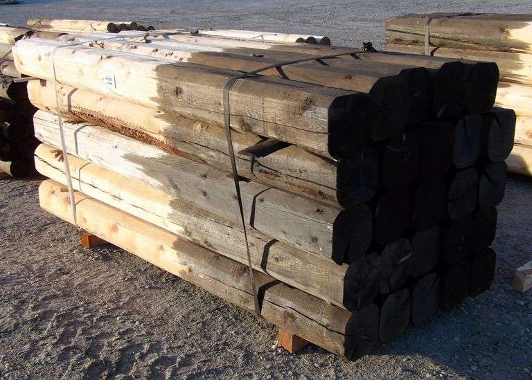 P-570  Wooden Fence Posts (25)