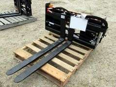 P-494  Wolverine Skid Steer Hydraulic Pallet Forks