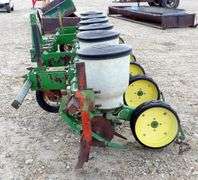 P-144 John Deere 71 Flex Planter