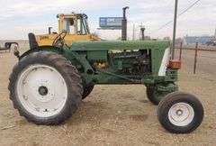 P-566 Oliver 770 Tractor