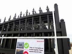 P-262  Metal Farm Driveway Gate / One Set