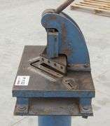 P-132 Sheet Metal Notcher