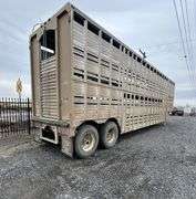 R-440 1975 Wilson Cattle Trailer