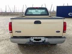 P-304  2003 Ford F-150 XL Pickup