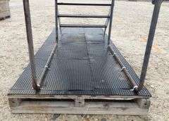 P-424  Stairs + Platform