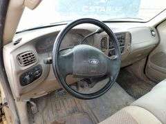 P-304  2003 Ford F-150 XL Pickup