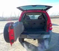 P-124 2004 Jeep Liberty