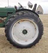 P-566 Oliver 770 Tractor