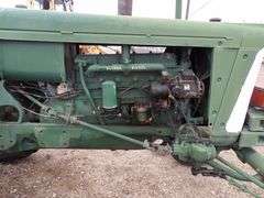 P-566 Oliver 770 Tractor