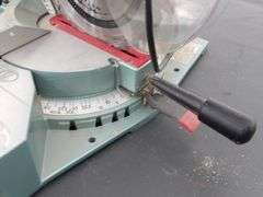 P-433  Hitachi 10" Compound Saw