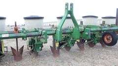 P-144 John Deere 71 Flex Planter