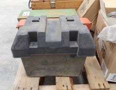 P-644  Truck Parts Pallet Stock