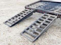 P-101  2006 Great Northern Flatbed Gooseneck Trailer