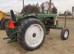 P-566 Oliver 770 Tractor