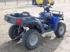 P-102  2005 Polaris 330 ATV