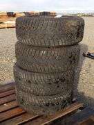 P-647  Studded Tires & Wheels (4)
