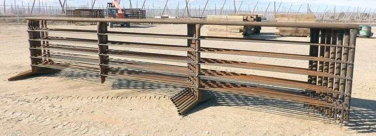v-888  Free Standing Steel Bull Panels (8)