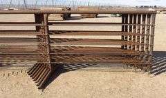 v-888  Free Standing Steel Bull Panels (8)